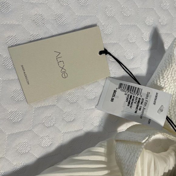 Alexis Ambra Romper with Pleated Cape - Picture 8 of 8